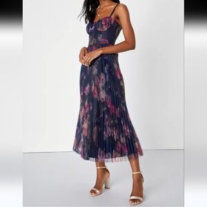 NWOT LULU'S FLORAL MIDI DRESS LARGE